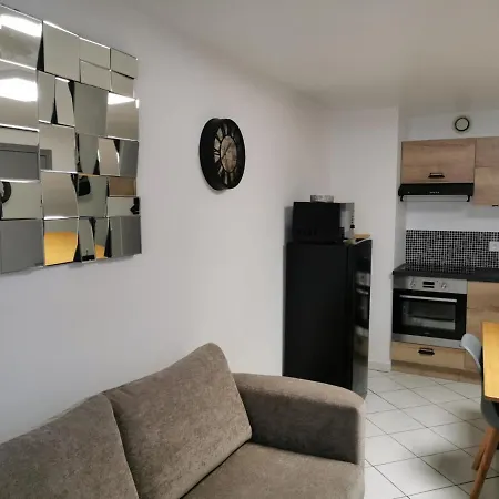 Au Petit Bonheur Malouin Apartment